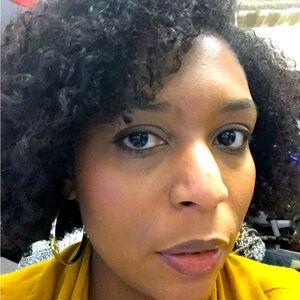 Hey! I’m your Posher!